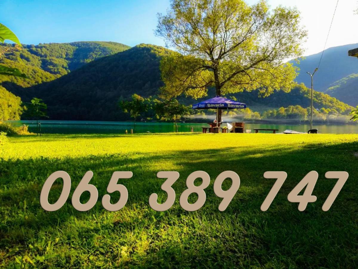 فندق يايتشهفي  Lake House Krndija المظهر الخارجي الصورة